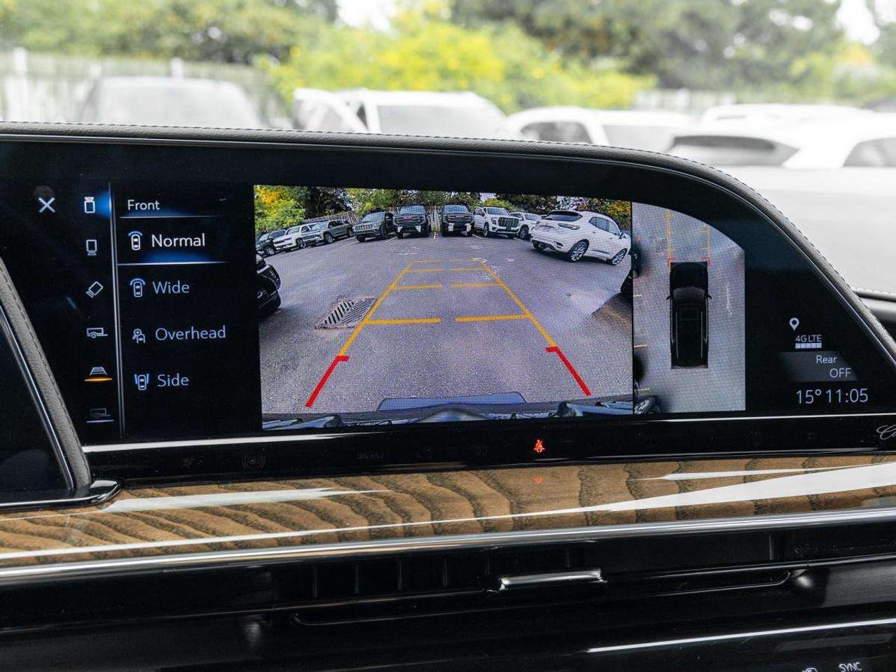 2023 Cadillac Escalade 4WD Sport Platinum Photo