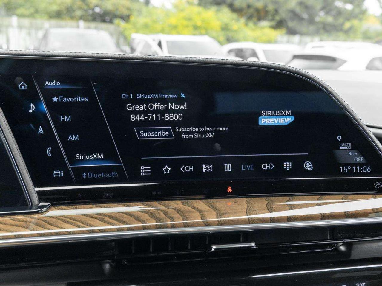 2023 Cadillac Escalade 4WD Sport Platinum Photo