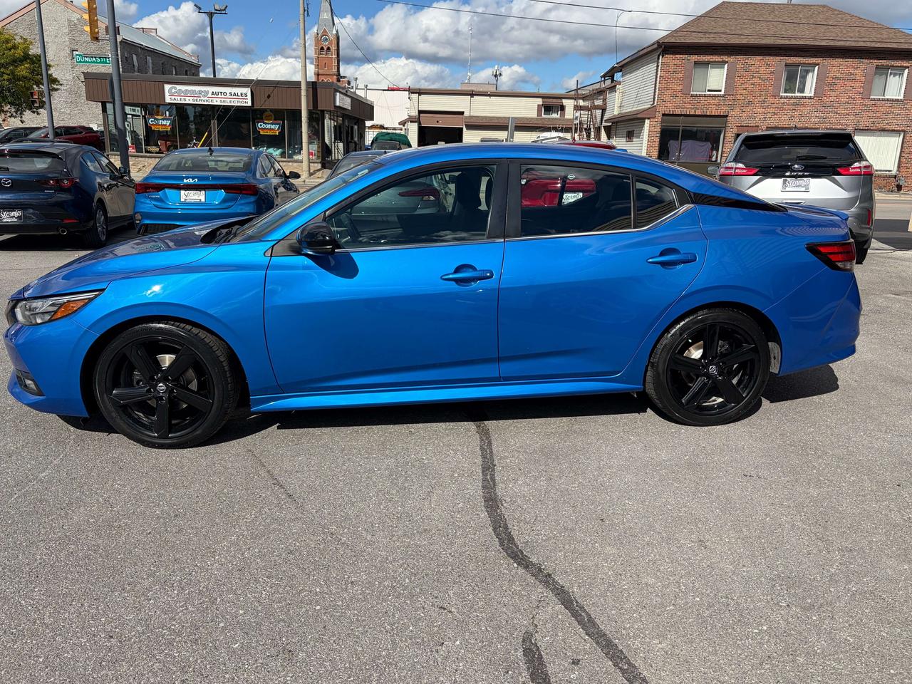 2022 Nissan Sentra SR ** CALL BELLEVILLE 613-961-8848** Photo1