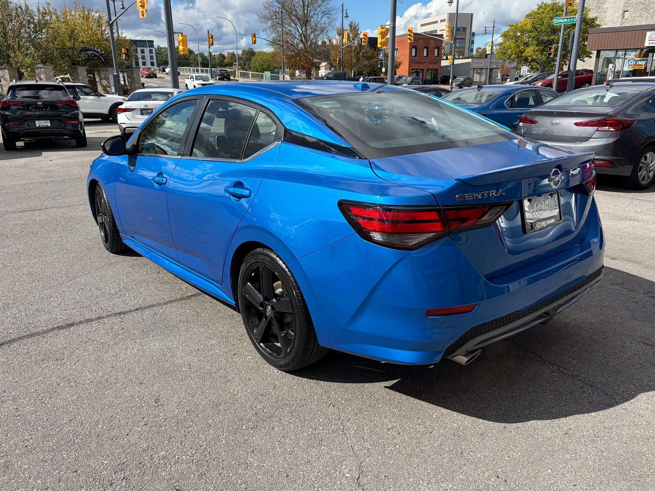 2022 Nissan Sentra SR ** CALL BELLEVILLE 613-961-8848** Photo2
