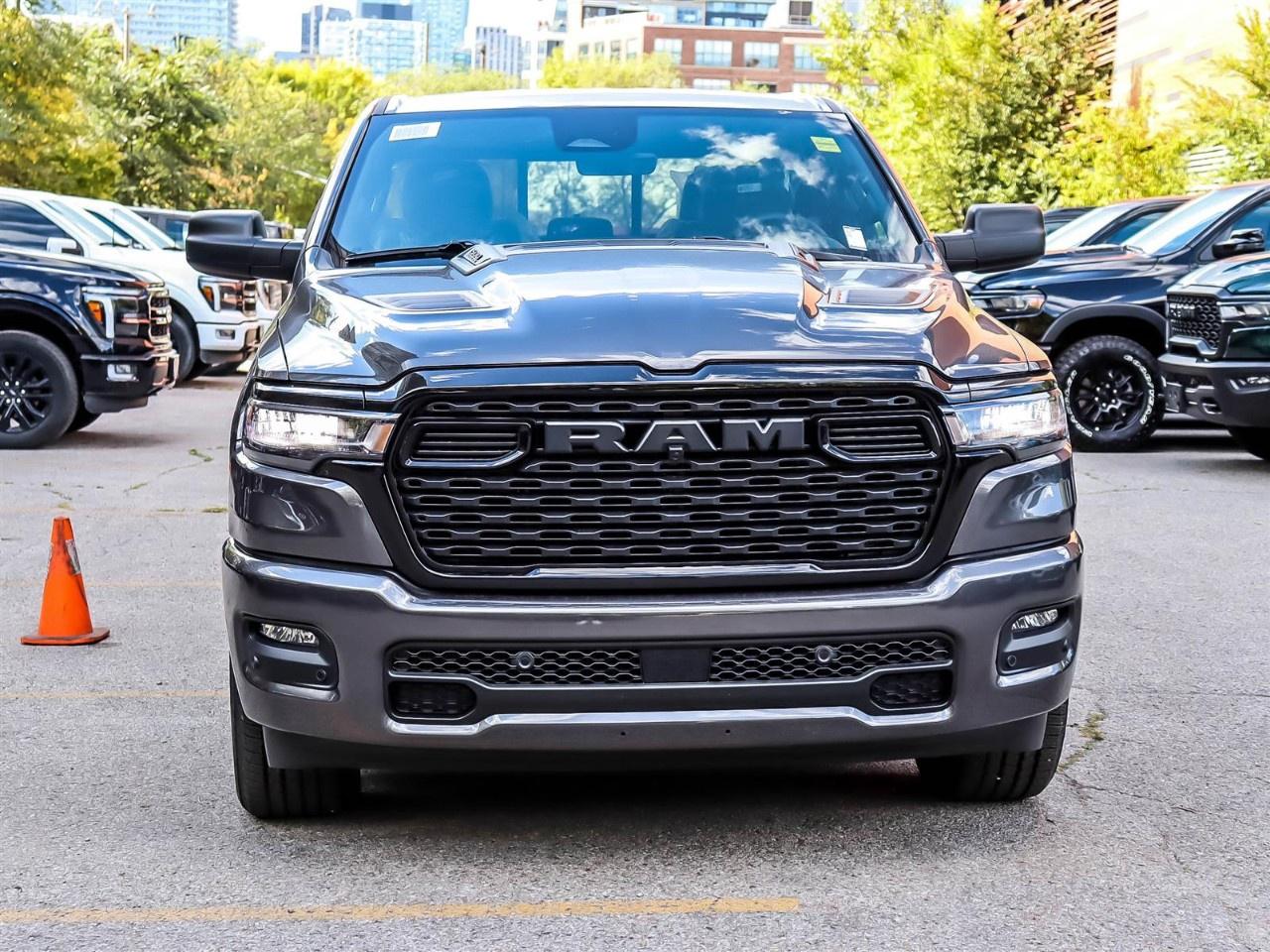 2027 RAM 1500 Express 4x4 Crew Cab 5'7" Box Photo