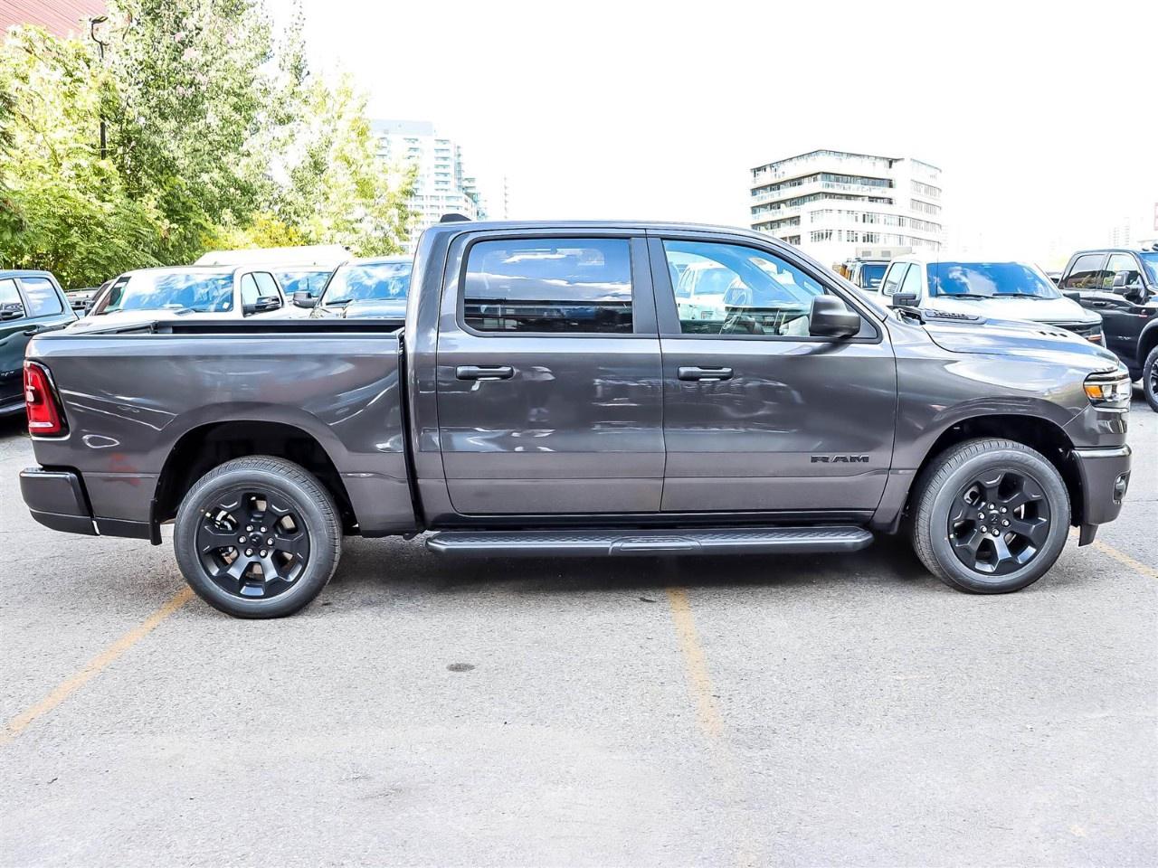 2027 RAM 1500 Express 4x4 Crew Cab 5'7" Box Photo2