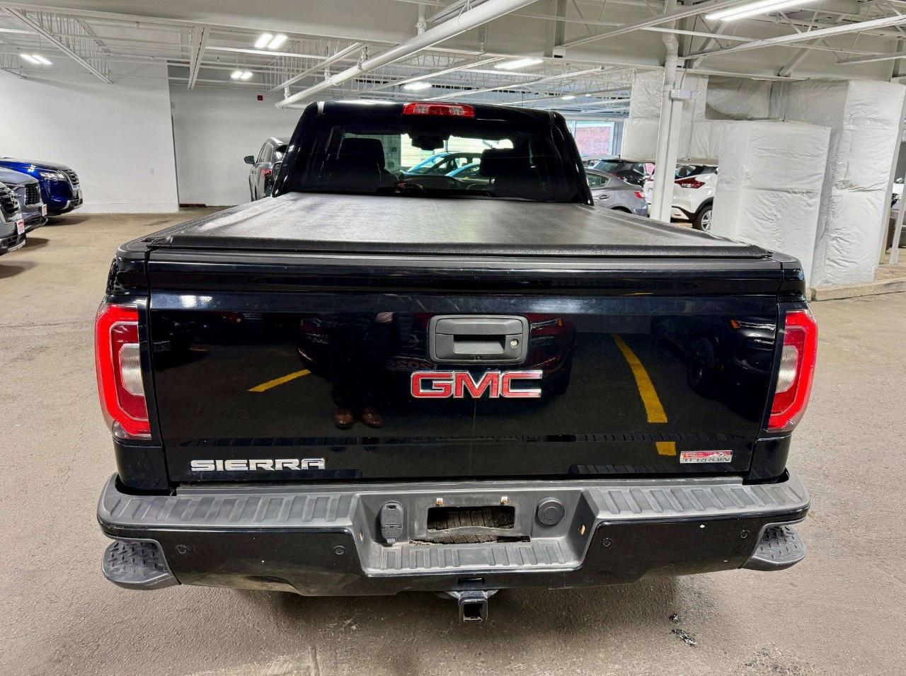 2018 GMC Sierra 1500 4WD Double Cab Standard Box SLT Photo