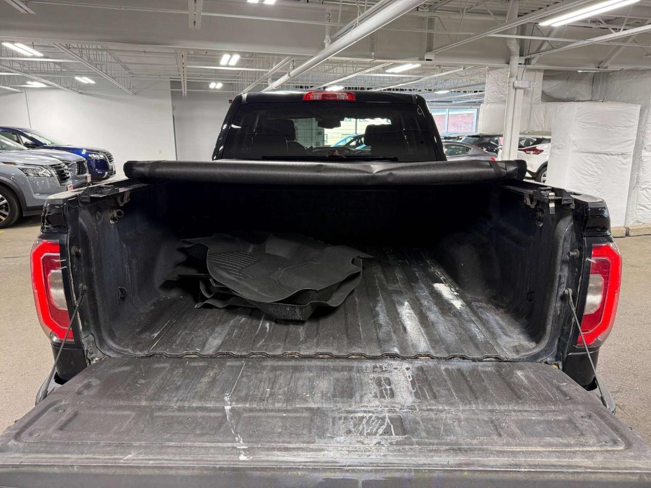 2018 GMC Sierra 1500 4WD Double Cab Standard Box SLT Photo