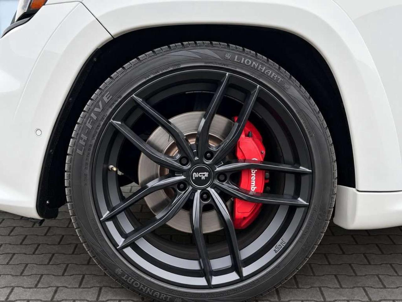 2017 Jeep Grand Cherokee 6.4L SRT AWD   Harman Kardon LOGIC7 Surround Sound   Bright White on Black Leather/Suede   8.4in Uconnect Touchscreen wit Photo