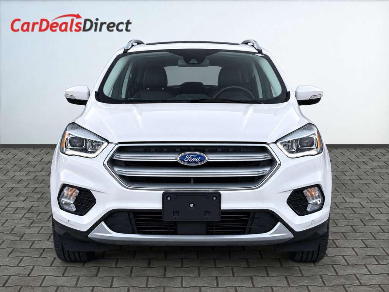 2019 Ford Escape TITANIUM AWD  Sony Premium Sound   Leather   8-in SYNC3 Touchscreen with Voice-Activated Navigation   Apple Carplay/Andro Photo5