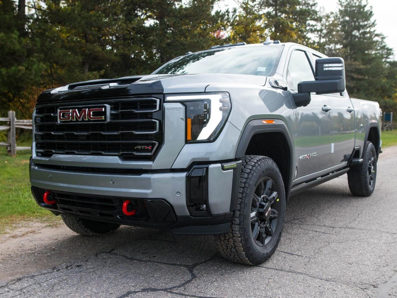 2026 GMC SIERRA 2500HD Crew Cab Standard Box 4-Wheel Drive AT4 Photo