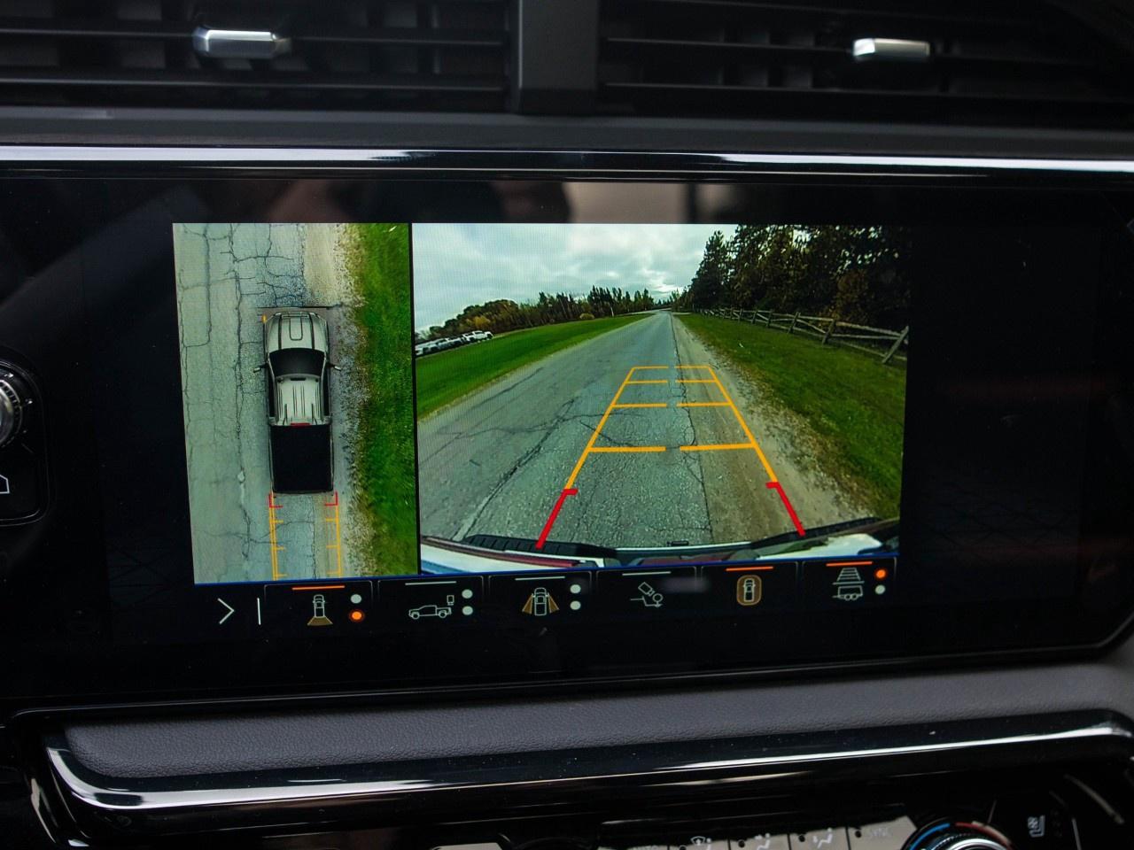 2026 GMC SIERRA 2500HD Crew Cab Standard Box 4-Wheel Drive AT4 Photo