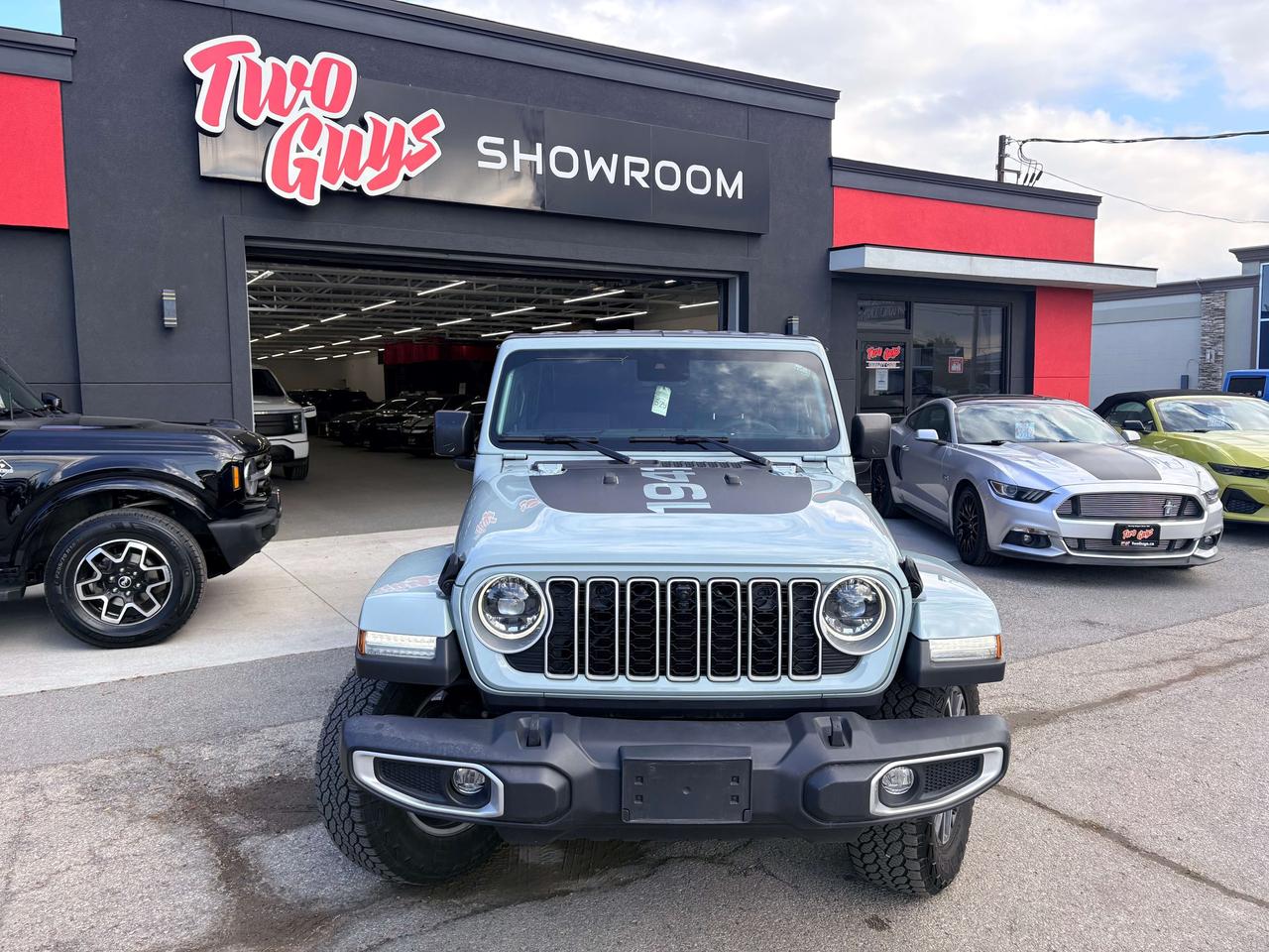 2024 Jeep Wrangler Sahara   2.0L 4WD Auto   Leather   Tech + Safety G Photo