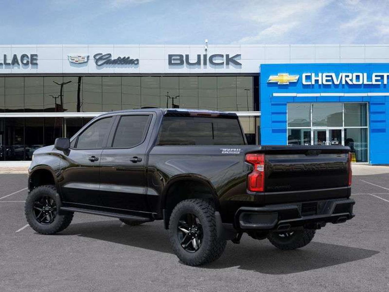2026 Chevrolet Silverado 1500 4WD Crew Cab 147 LT Trail Boss Photo3