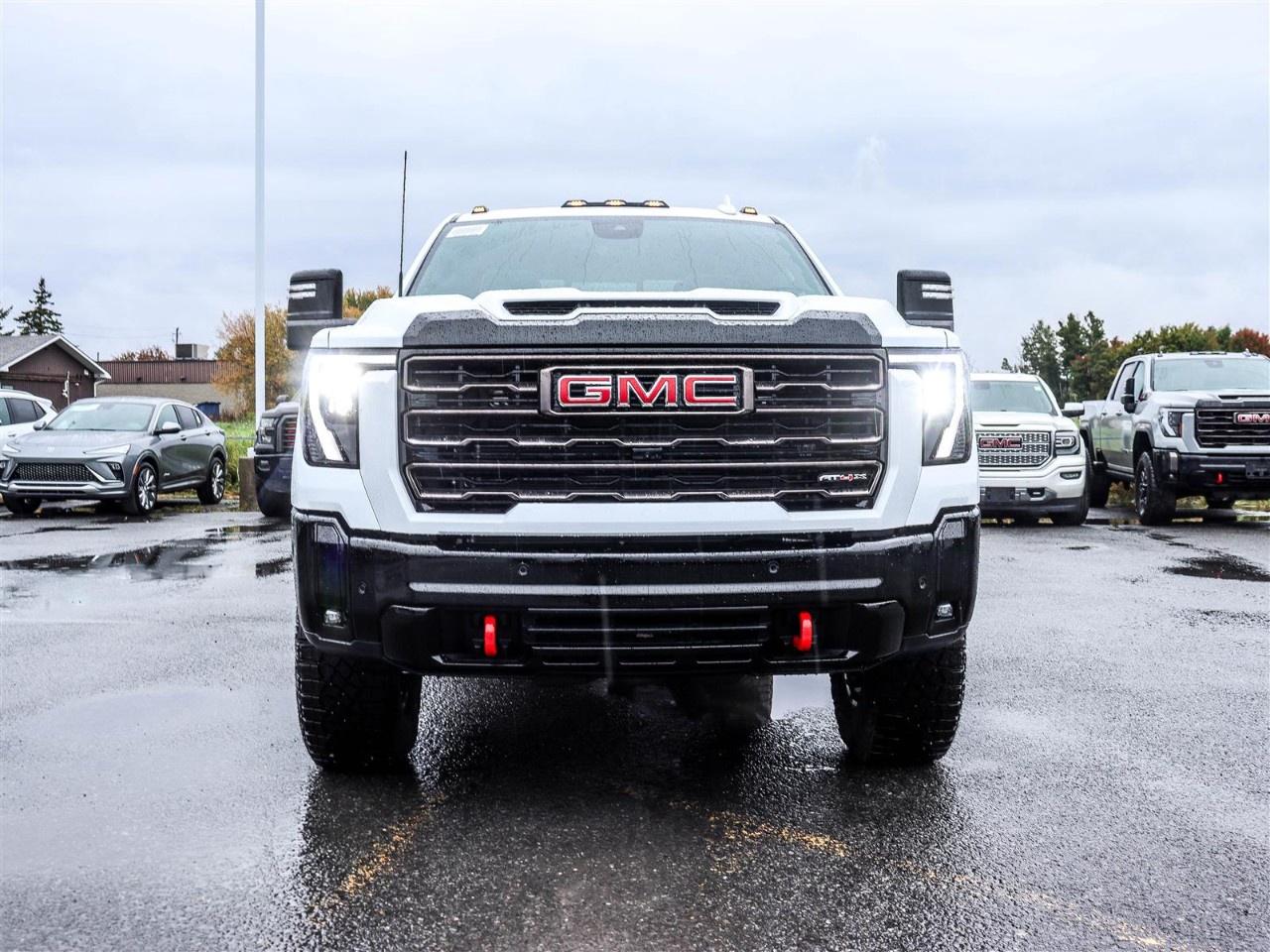 2026 GMC SIERRA 2500HD Crew Cab Standard Box 4-Wheel Drive AT4X Photo