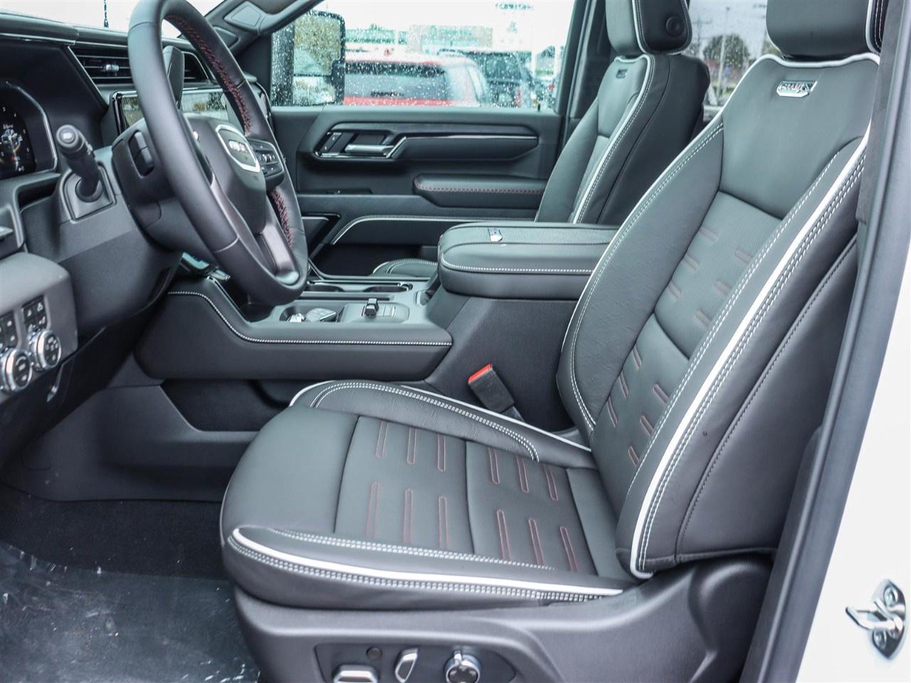2026 GMC SIERRA 2500HD Crew Cab Standard Box 4-Wheel Drive AT4X Photo