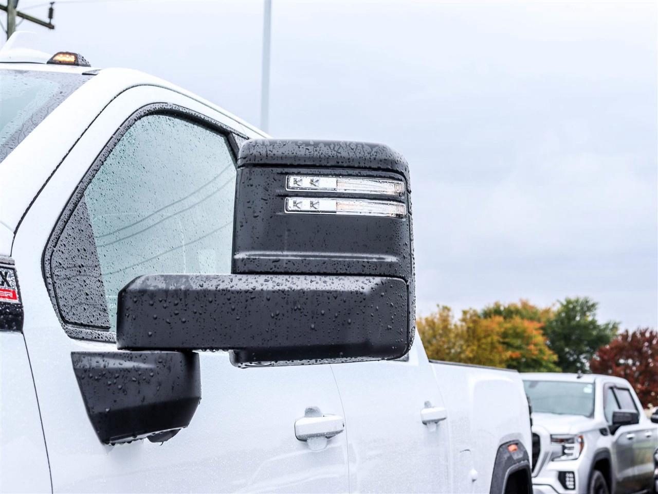2026 GMC SIERRA 2500HD Crew Cab Standard Box 4-Wheel Drive AT4X Photo