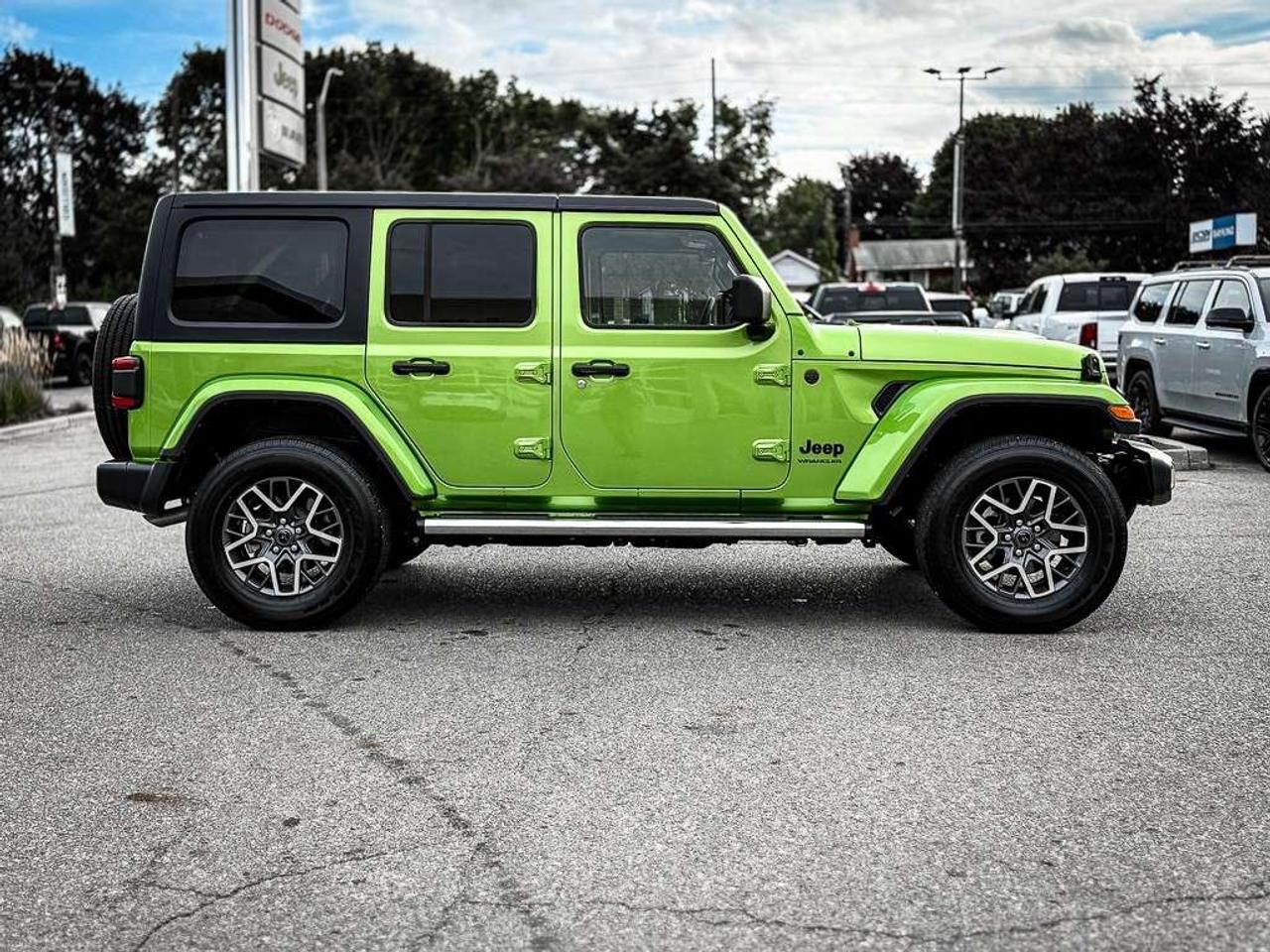 2026 Jeep Wrangler Sahara   ALPINE AUDIO   OFF-ROAD CAMERA   NAVIGATION   BLIND-SPOT MONITORING   HEATED SEATS Photo3