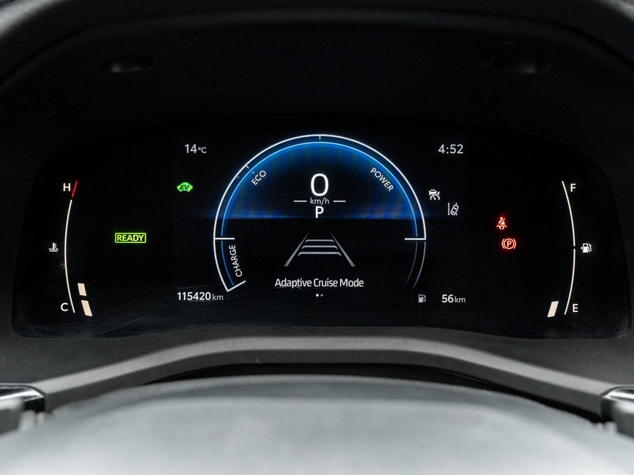 2025 Toyota Camry SE CVT Photo