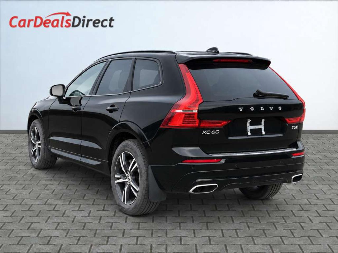 2021 Volvo XC60 T6 R-DESIGN AWD   Leather   Panoramic Sunroof   NAVI   Heated Seats   CarPlay   Backup Cam Photo
