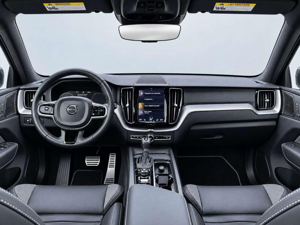 2021 Volvo XC60 T6 R-DESIGN AWD   Leather   Panoramic Sunroof   NAVI   Heated Seats   CarPlay   Backup Cam Photo
