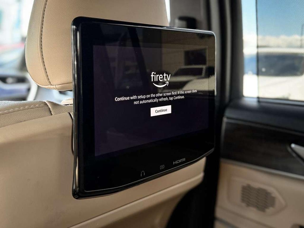 2022 Jeep Grand Cherokee REAR SEAT VIDEO   360 CAM   VENTILATED LEATHER   ADAPTIVE CRUISE   PASSENGER DISPLAY Photo