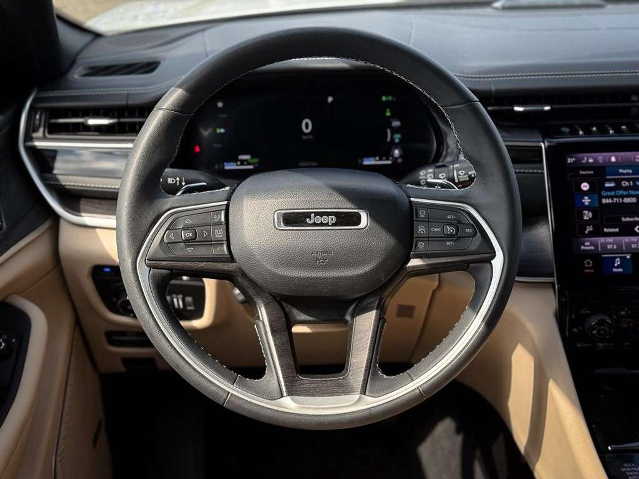 2022 Jeep Grand Cherokee REAR SEAT VIDEO   360 CAM   VENTILATED LEATHER   ADAPTIVE CRUISE   PASSENGER DISPLAY Photo