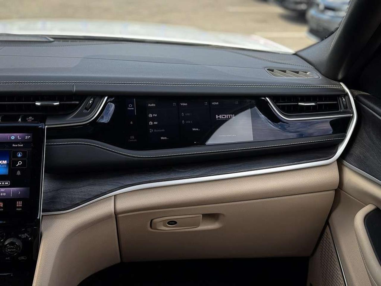 2022 Jeep Grand Cherokee REAR SEAT VIDEO   360 CAM   VENTILATED LEATHER   ADAPTIVE CRUISE   PASSENGER DISPLAY Photo