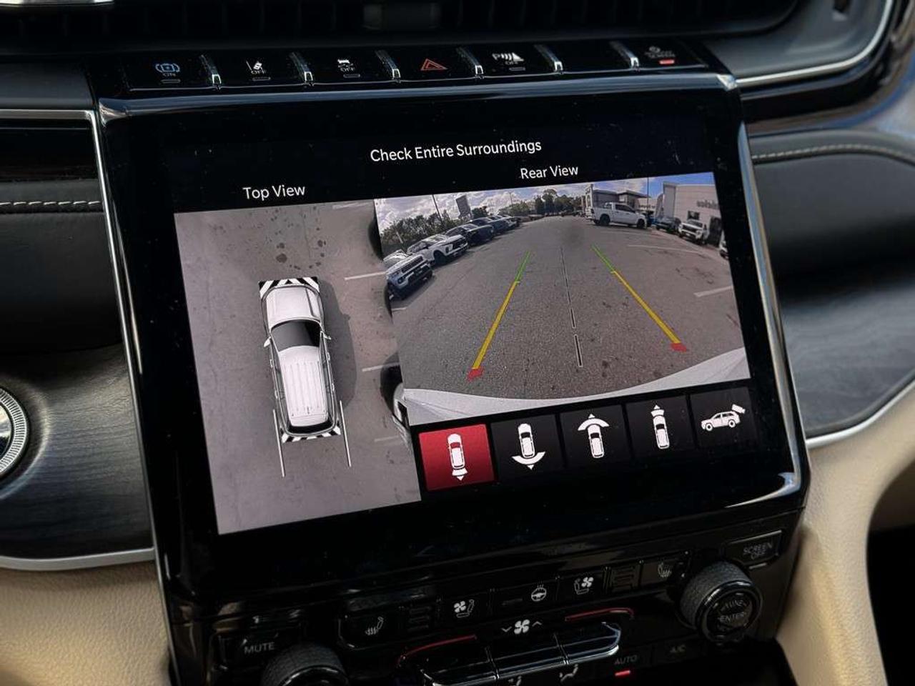 2022 Jeep Grand Cherokee REAR SEAT VIDEO   360 CAM   VENTILATED LEATHER   ADAPTIVE CRUISE   PASSENGER DISPLAY Photo