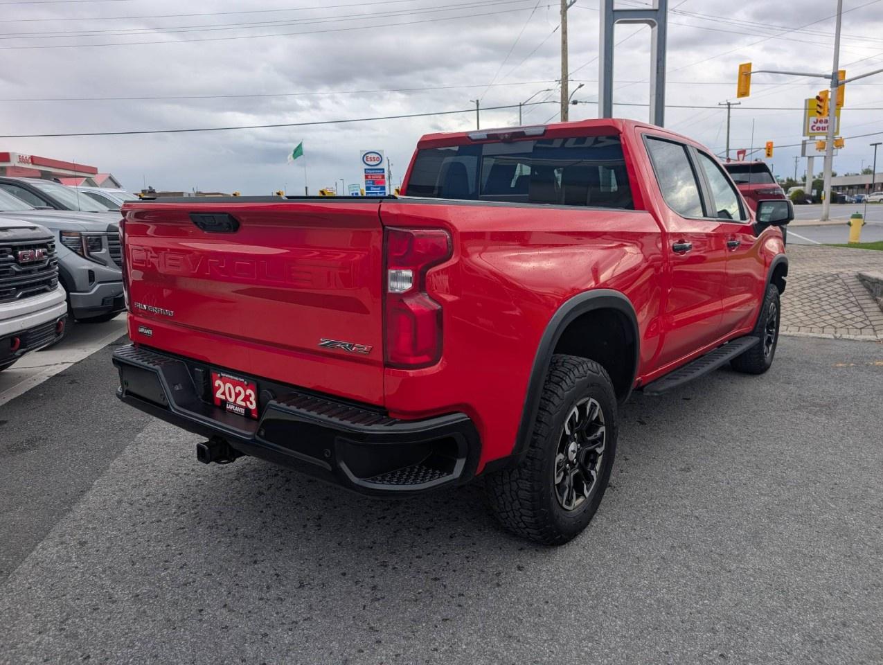2023 Chevrolet Silverado 1500 Crew Cab Short Box 4-Wheel Drive ZR2 Photo