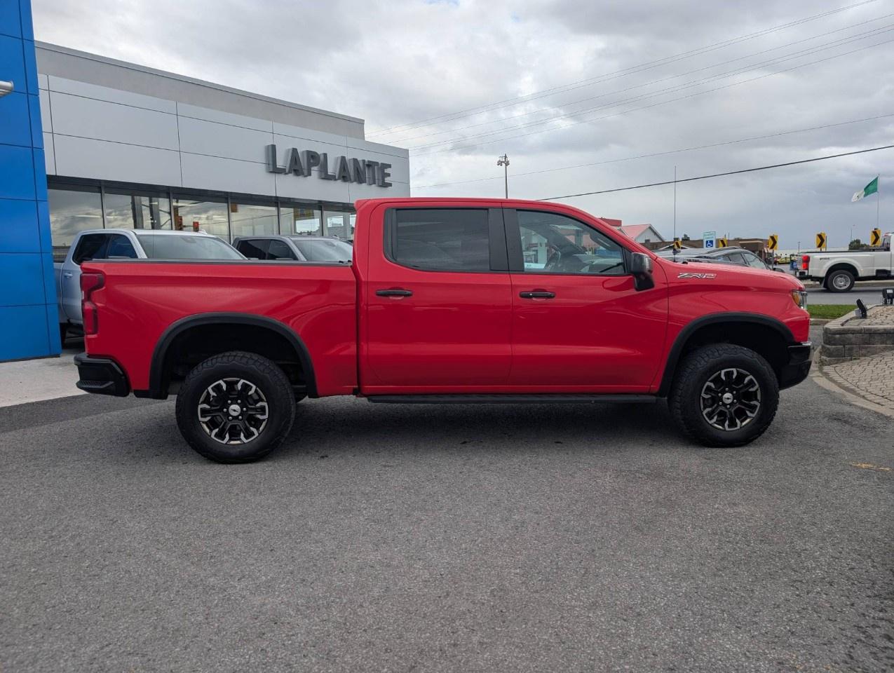 2023 Chevrolet Silverado 1500 Crew Cab Short Box 4-Wheel Drive ZR2 Photo1