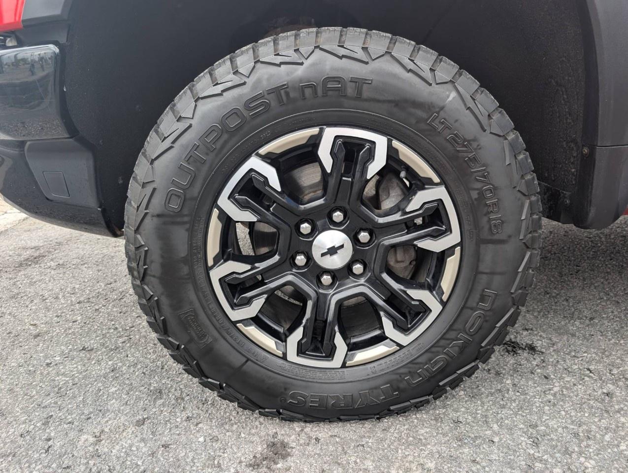 2023 Chevrolet Silverado 1500 Crew Cab Short Box 4-Wheel Drive ZR2 Photo
