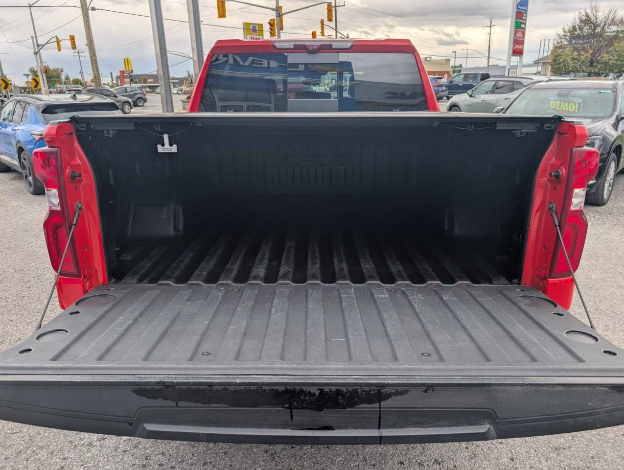 2023 Chevrolet Silverado 1500 Crew Cab Short Box 4-Wheel Drive ZR2 Photo