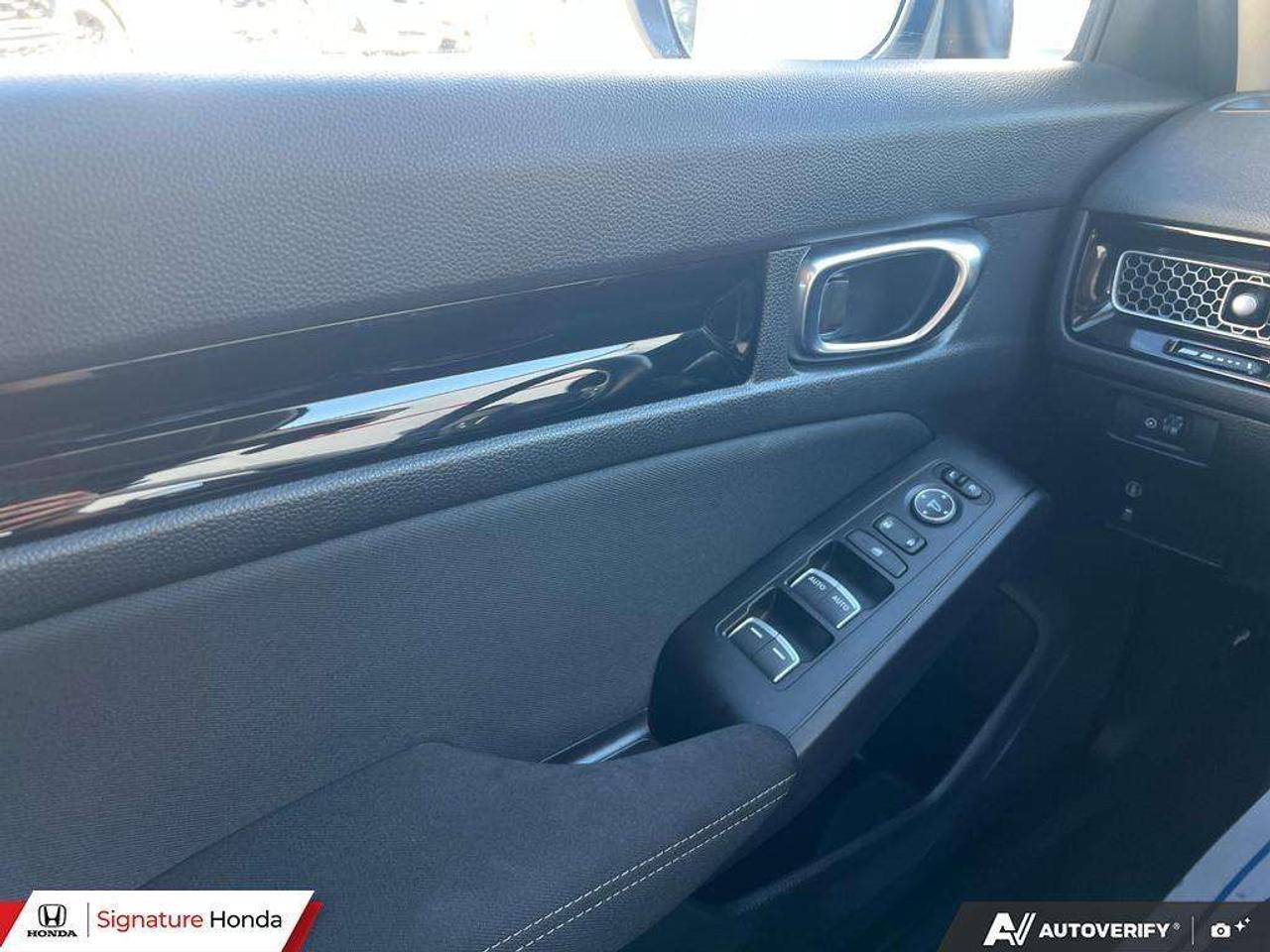 2024 Honda Civic EX Photo