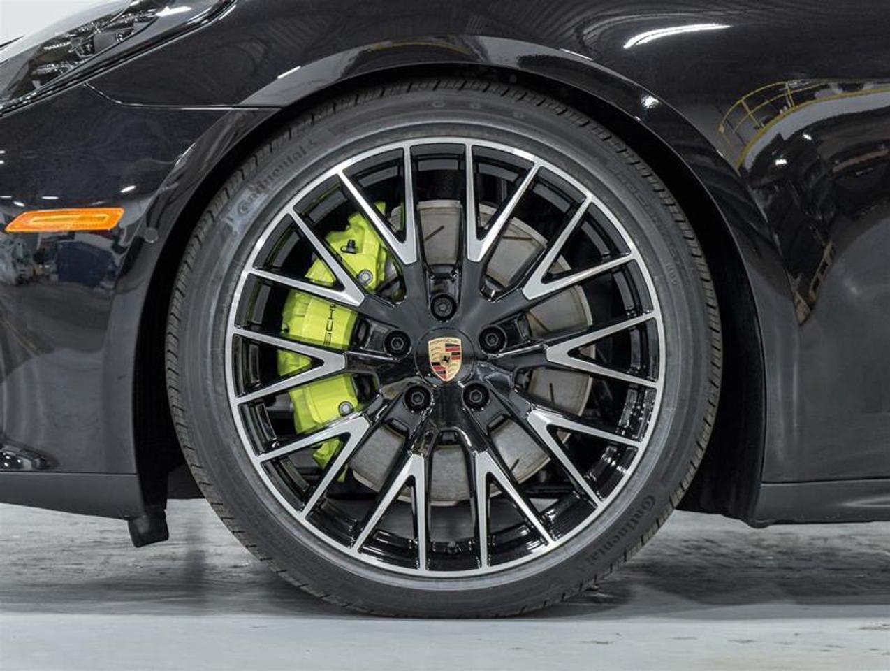 2026 Porsche Panamera  Photo