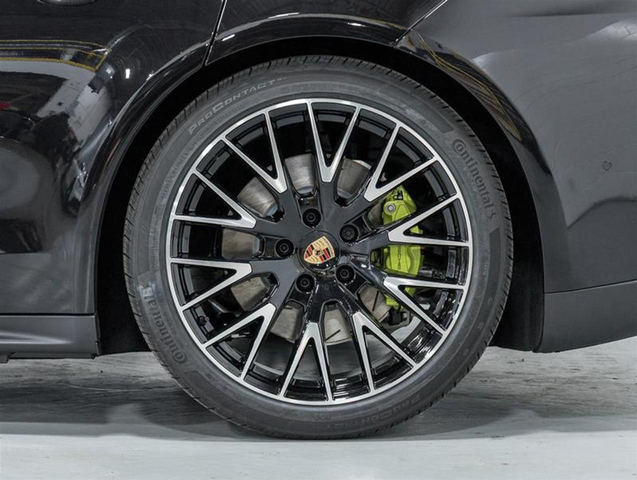2026 Porsche Panamera  Photo