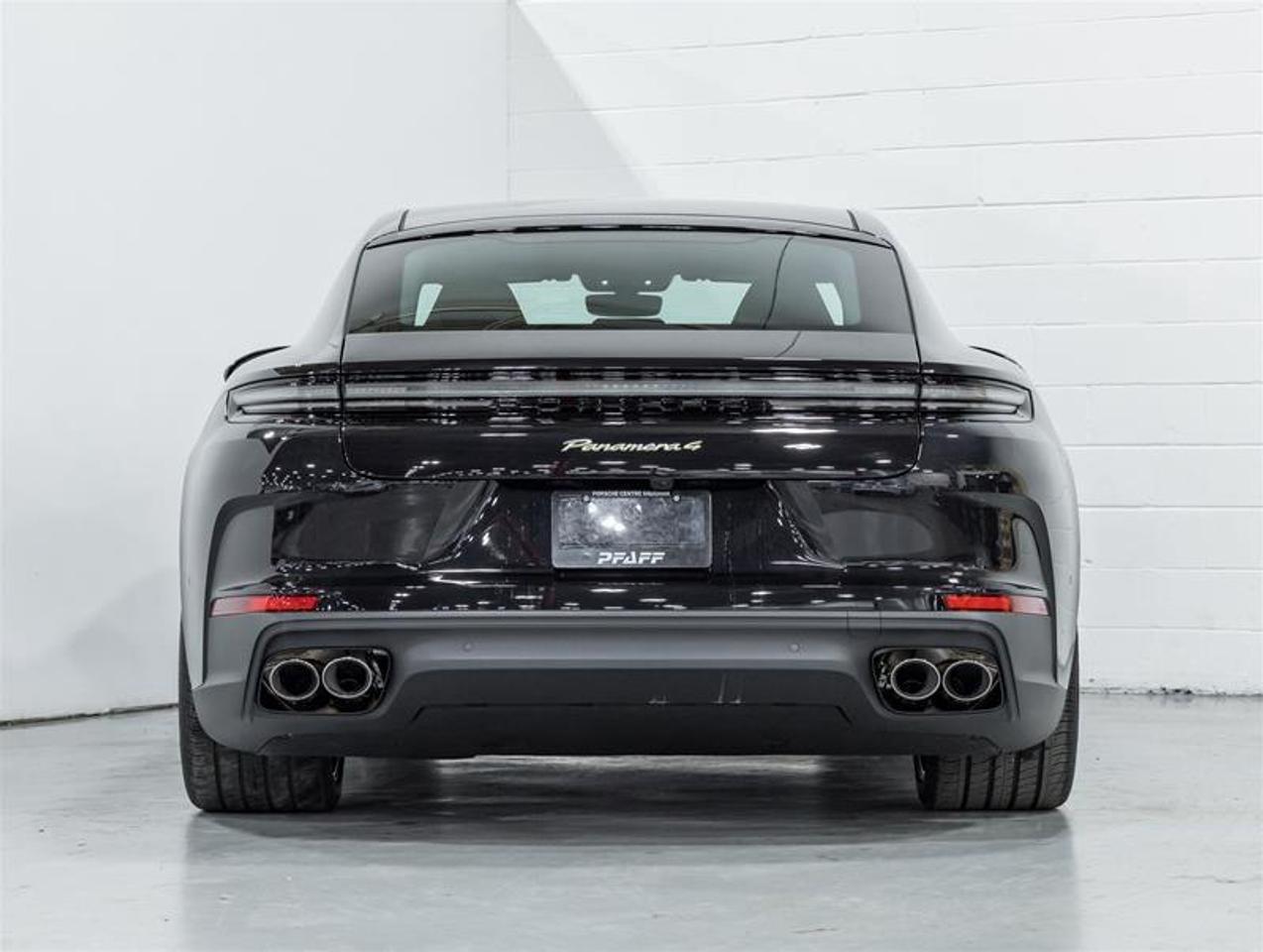 2026 Porsche Panamera  Photo