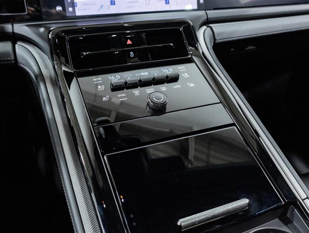 2026 Porsche Panamera  Photo