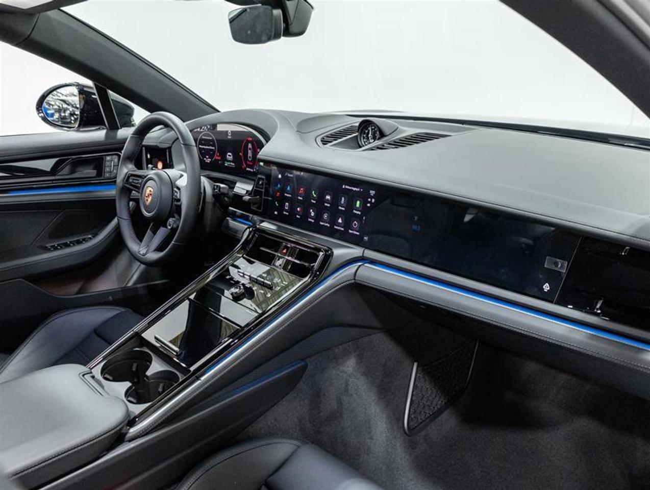 2026 Porsche Panamera  Photo