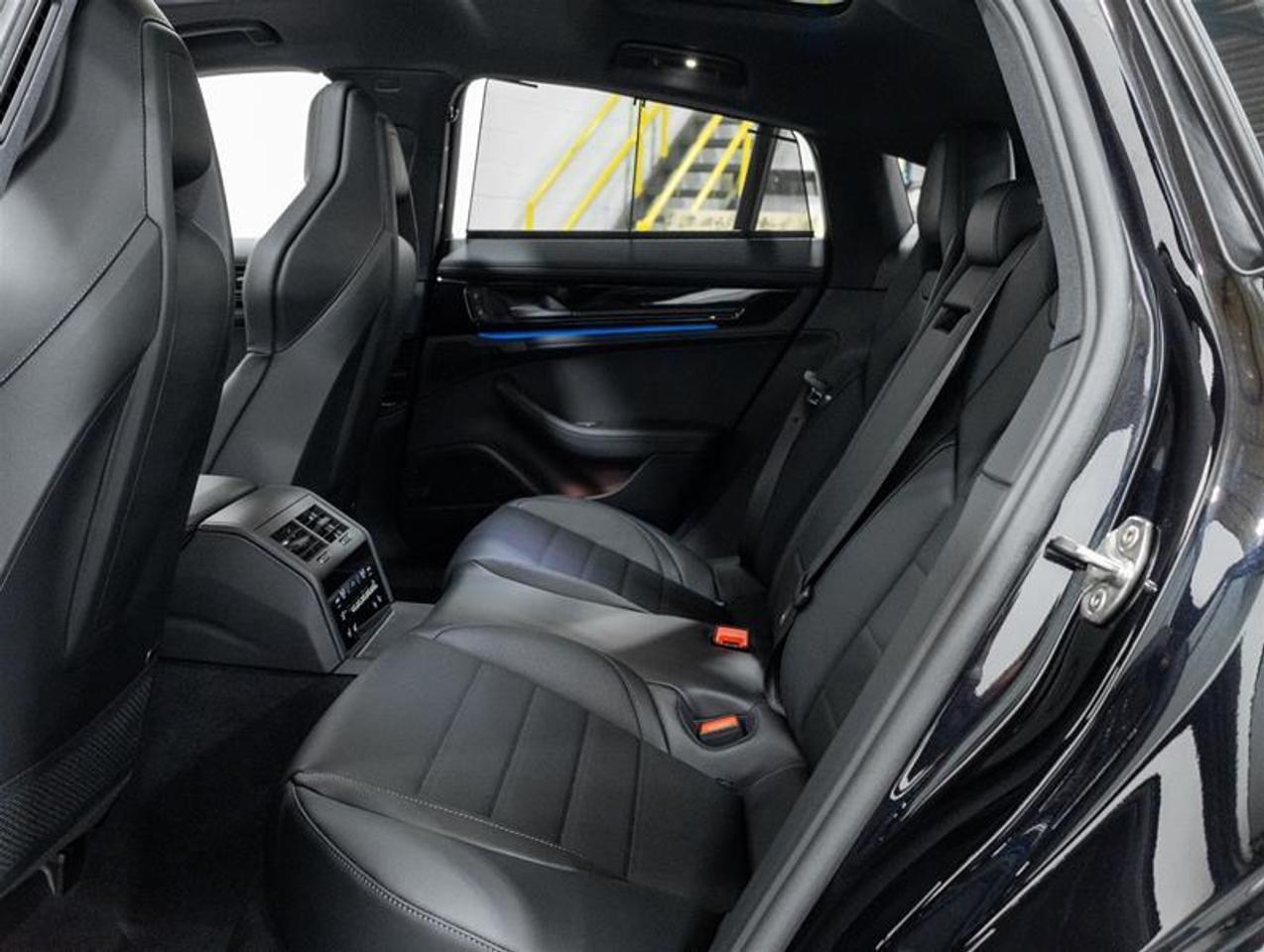 2026 Porsche Panamera  Photo