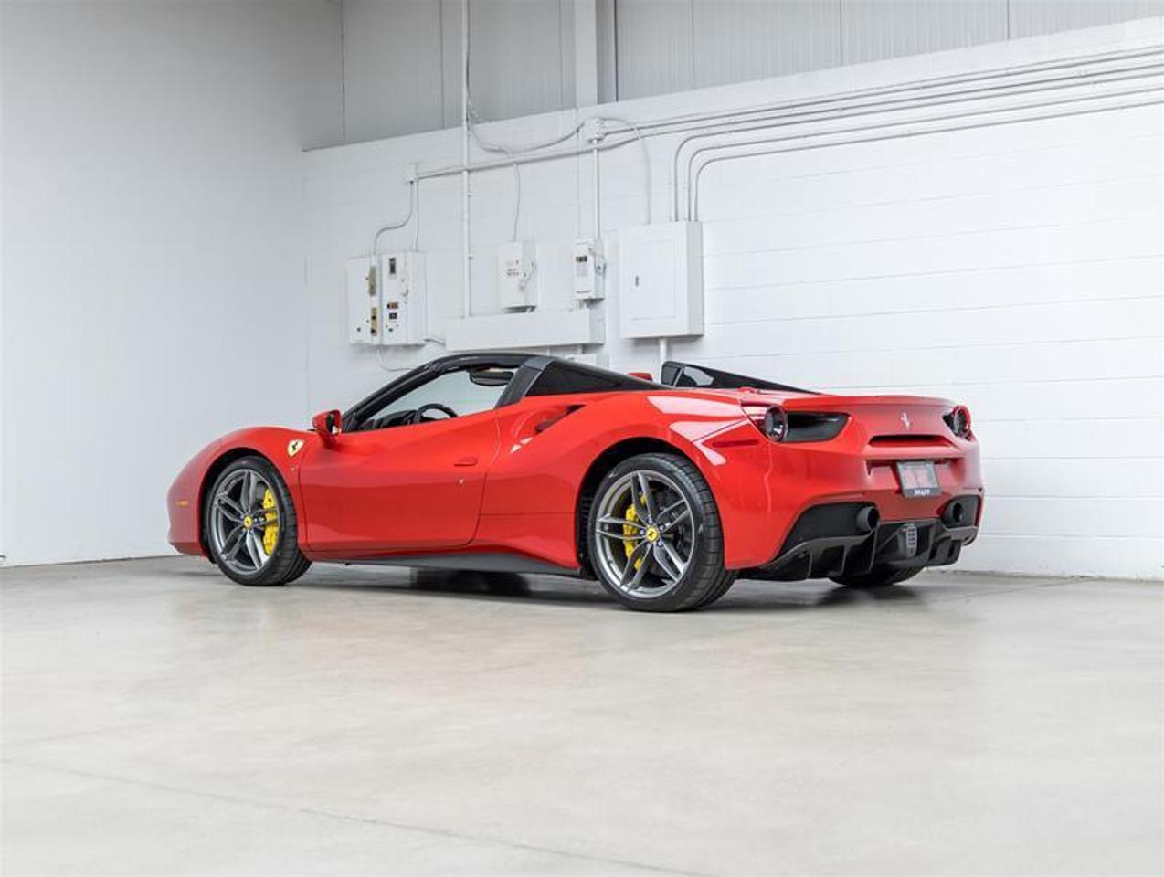 2019 Ferrari 488  Photo