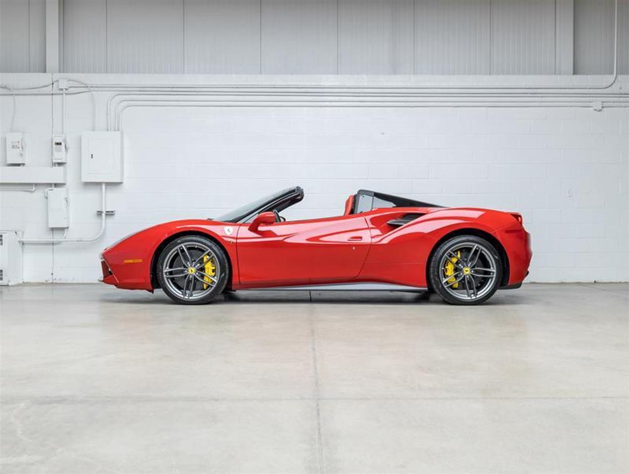 2019 Ferrari 488  Photo