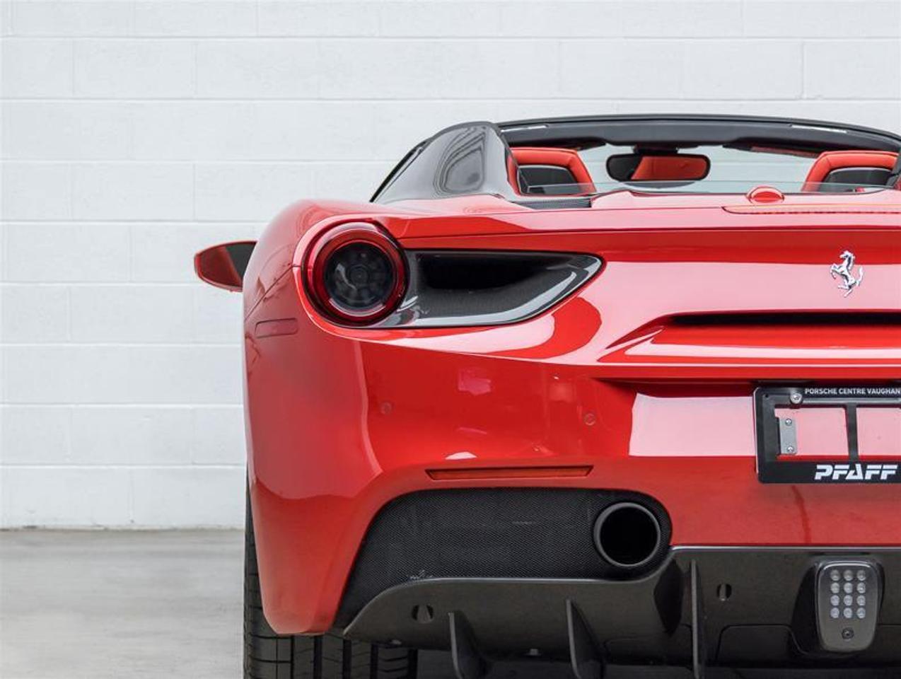 2019 Ferrari 488  Photo