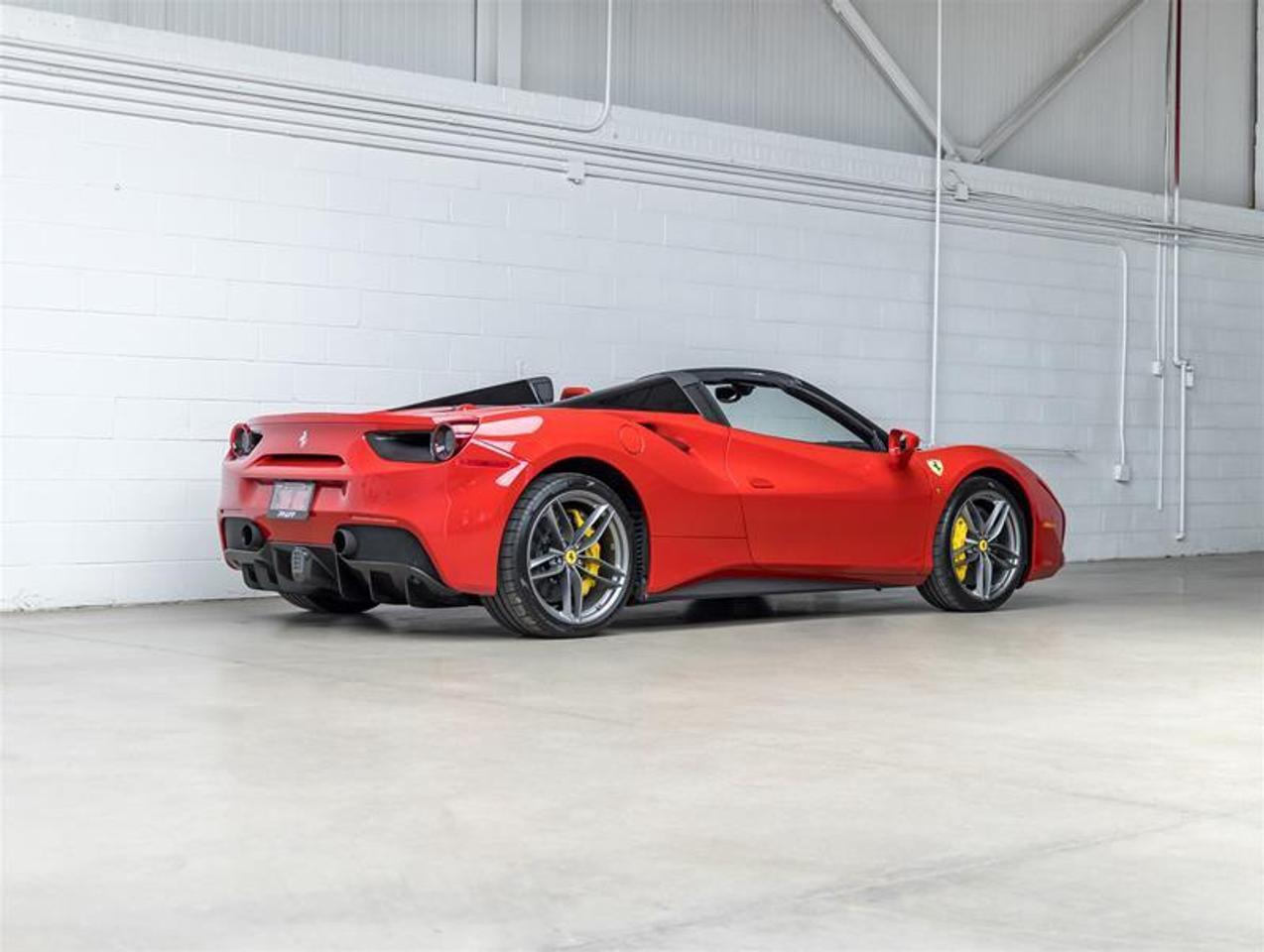 2019 Ferrari 488  Photo