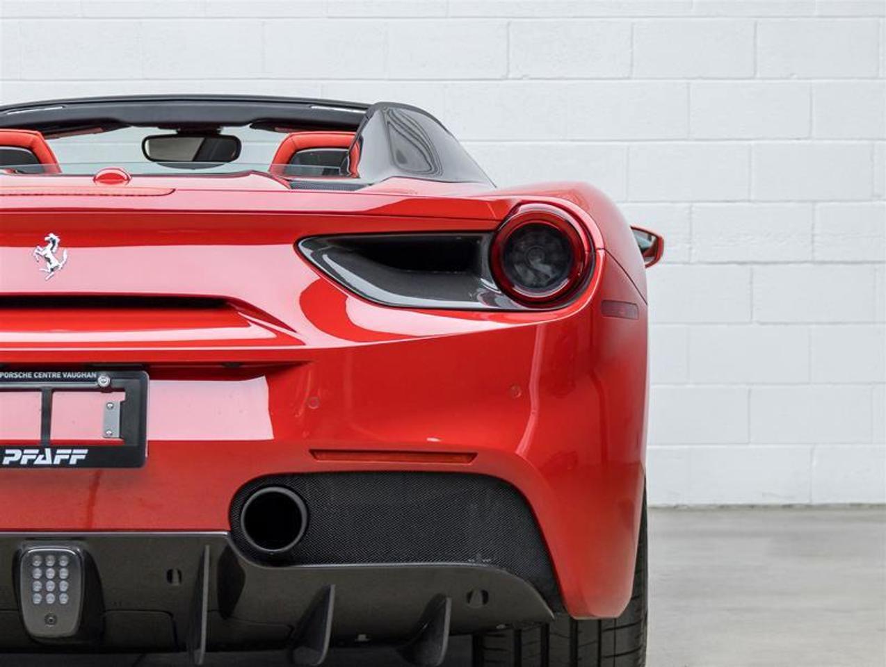 2019 Ferrari 488  Photo