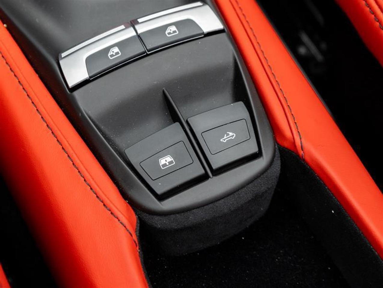 2019 Ferrari 488  Photo