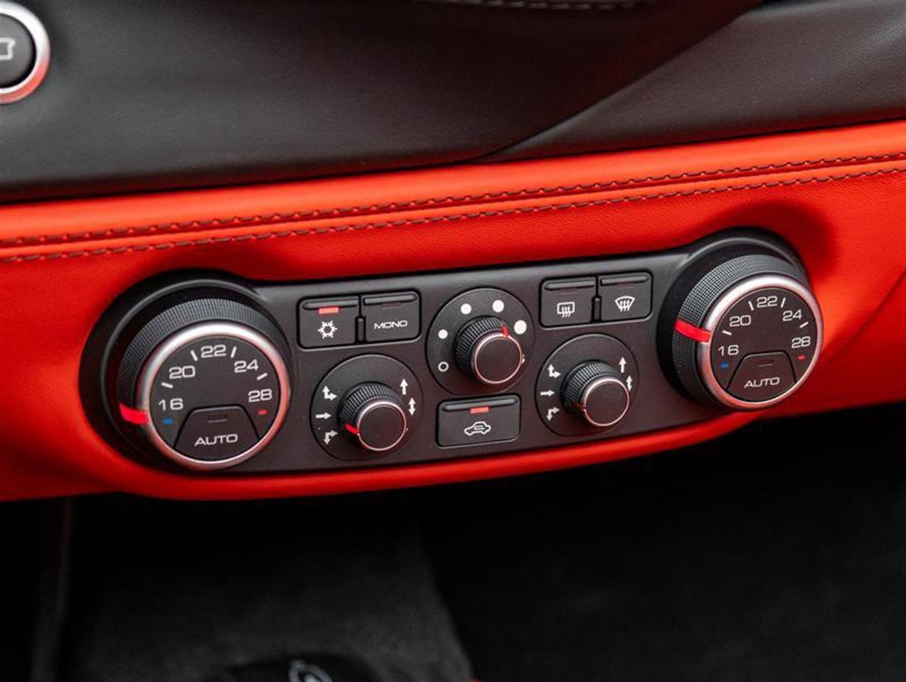 2019 Ferrari 488  Photo