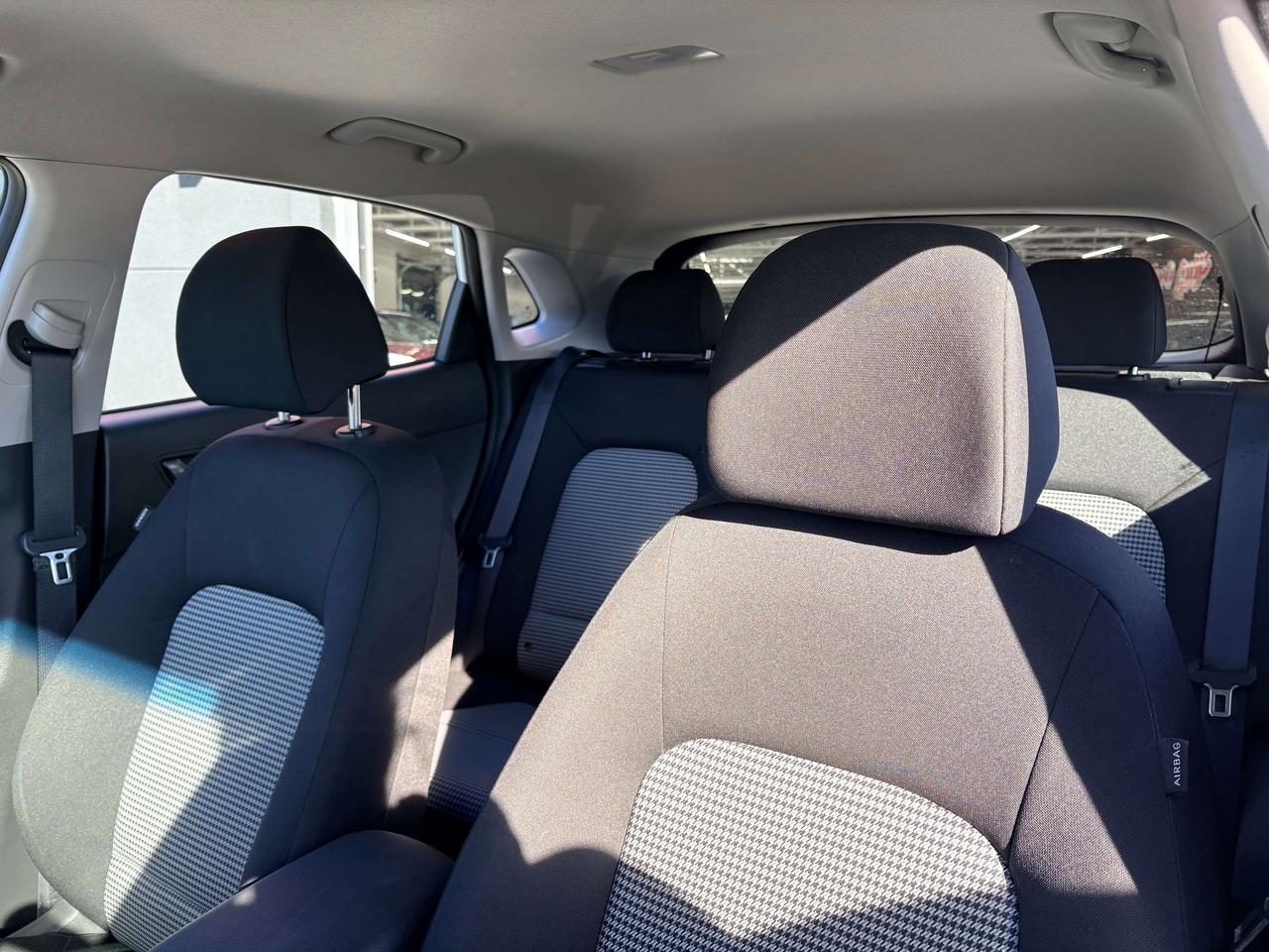 2021 Hyundai KONA 2.0L Preferred   FWD   New Tires   Htd Cloth Photo5