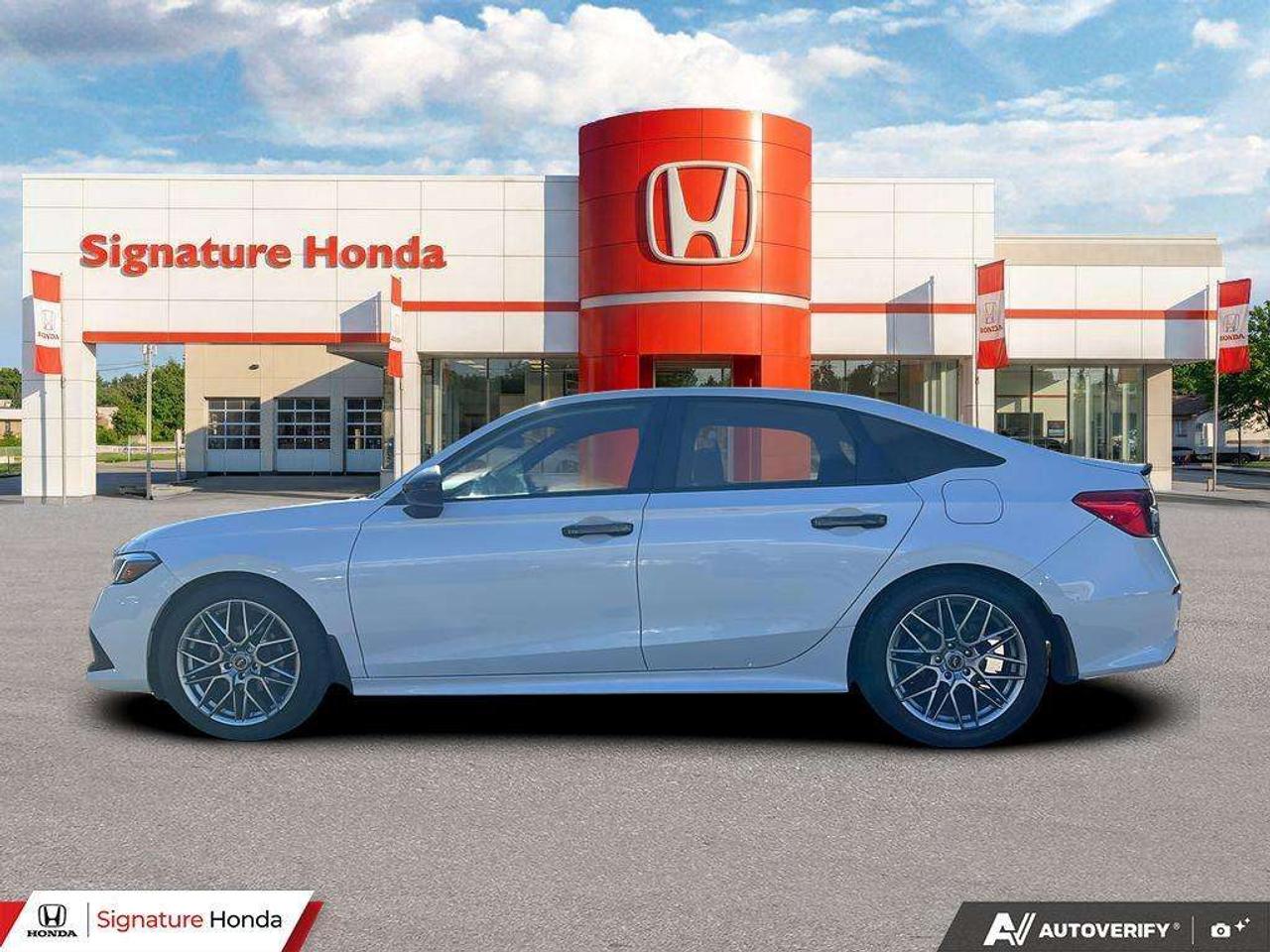 2022 Honda Civic Sport Photo2