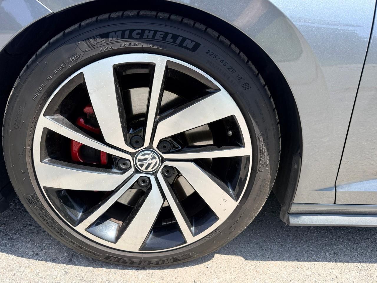 2019 Volkswagen Jetta GLI Base (DSG) 4dr Sedan Photo