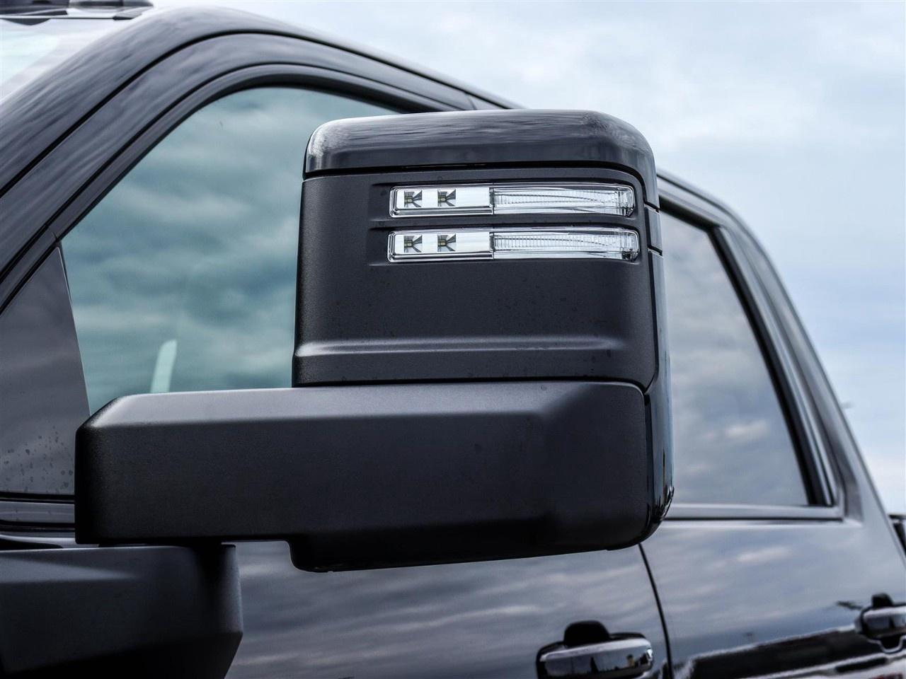 2026 GMC SIERRA 2500HD Crew Cab Standard Box 4-Wheel Drive AT4 Photo