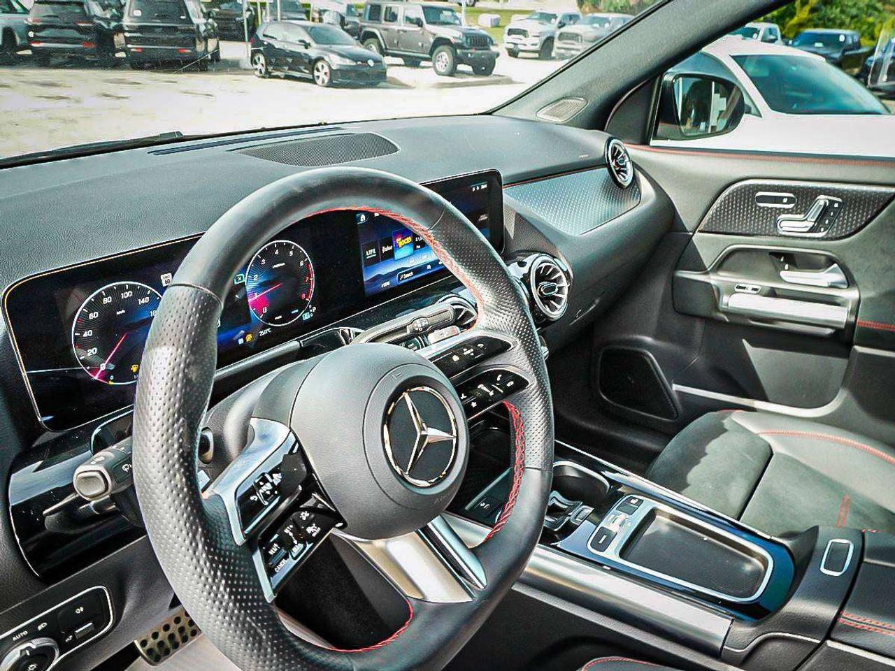 2025 Mercedes-Benz GLA  Photo