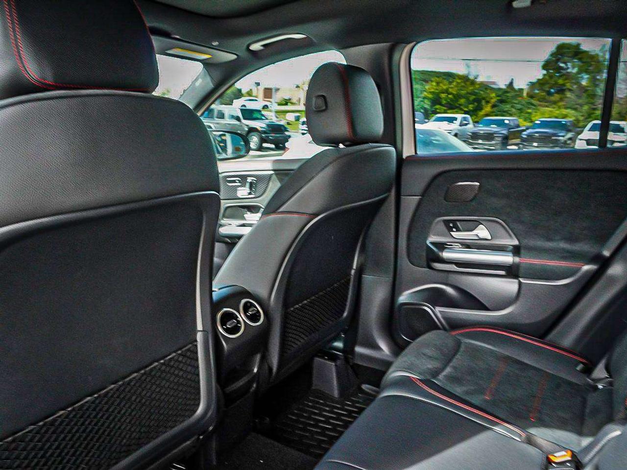 2025 Mercedes-Benz GLA  Photo