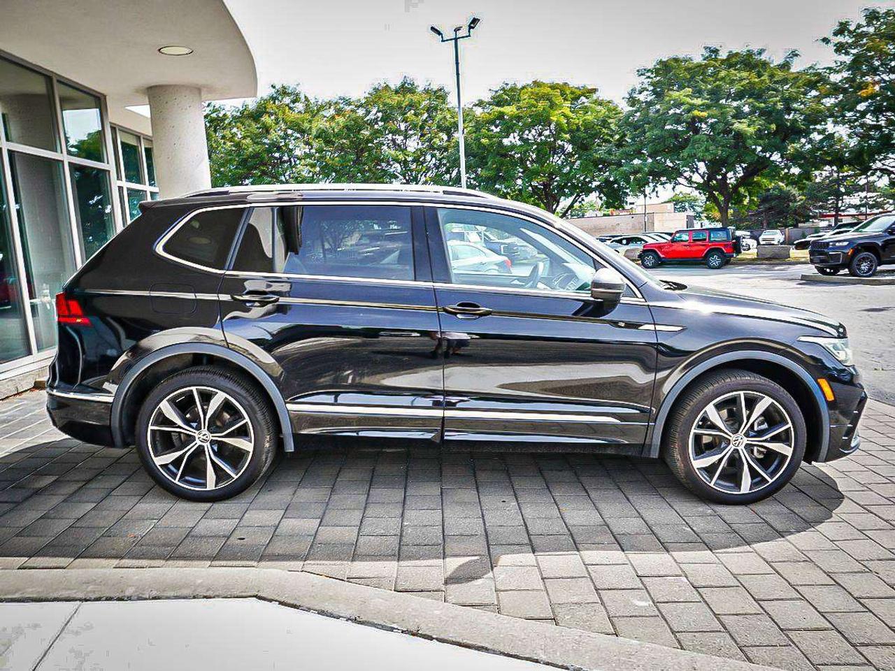 2024 Volkswagen Tiguan  Photo